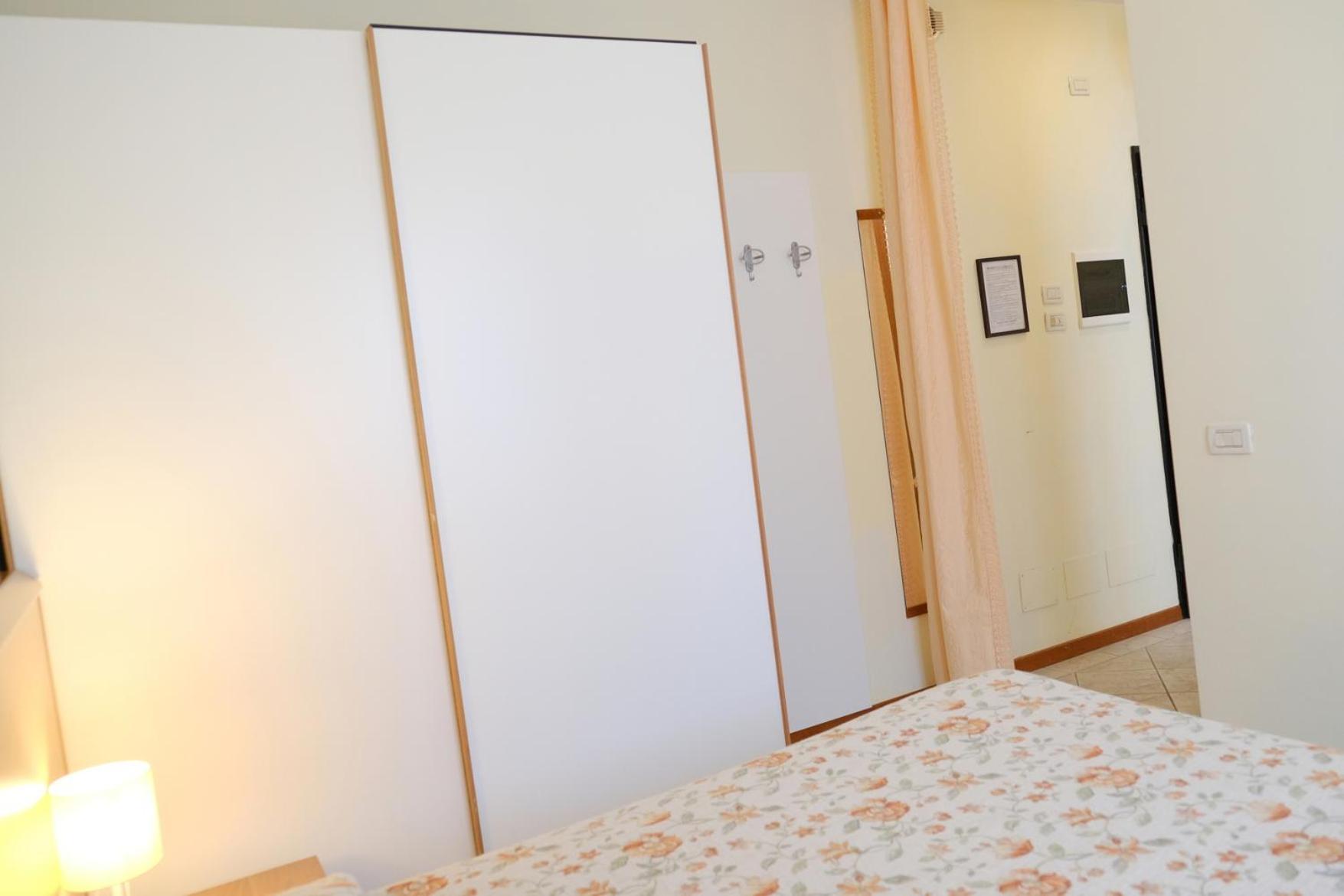 Residenza Carracci Aparthotel Bologna Eksteriør bilde