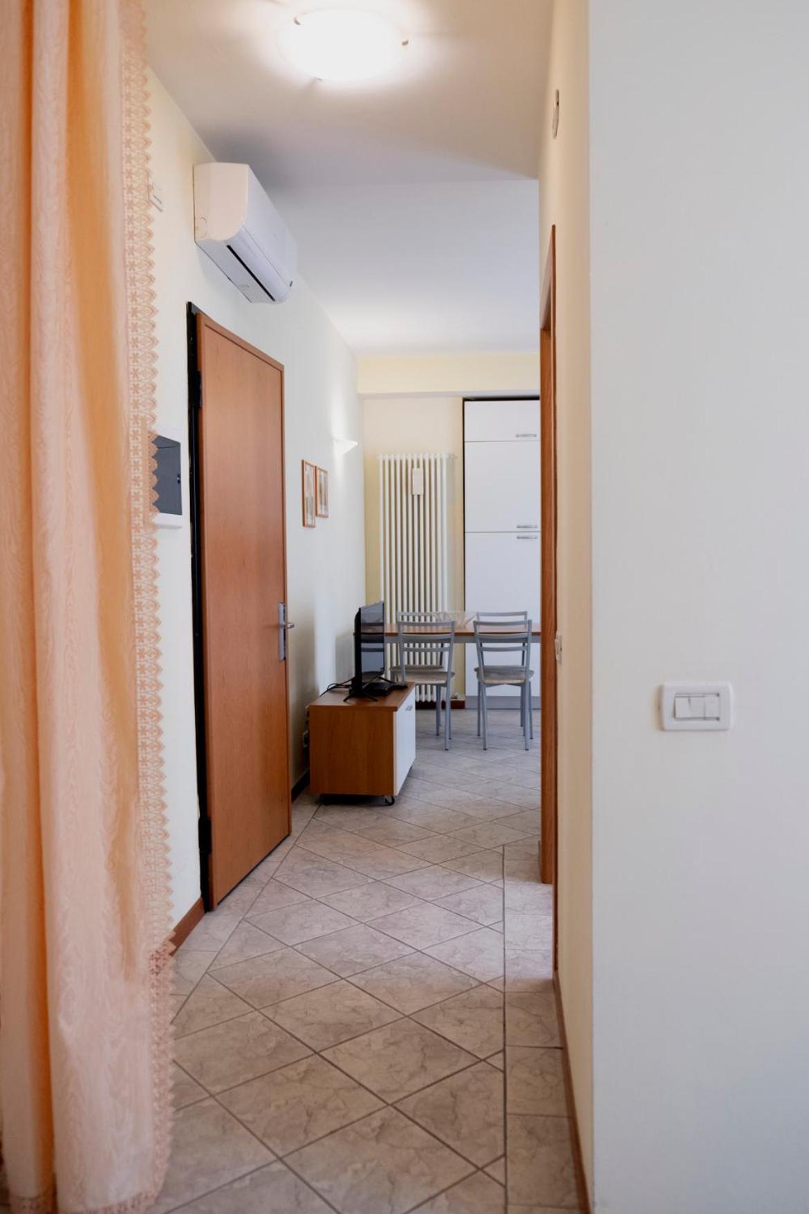 Residenza Carracci Aparthotel Bologna Eksteriør bilde
