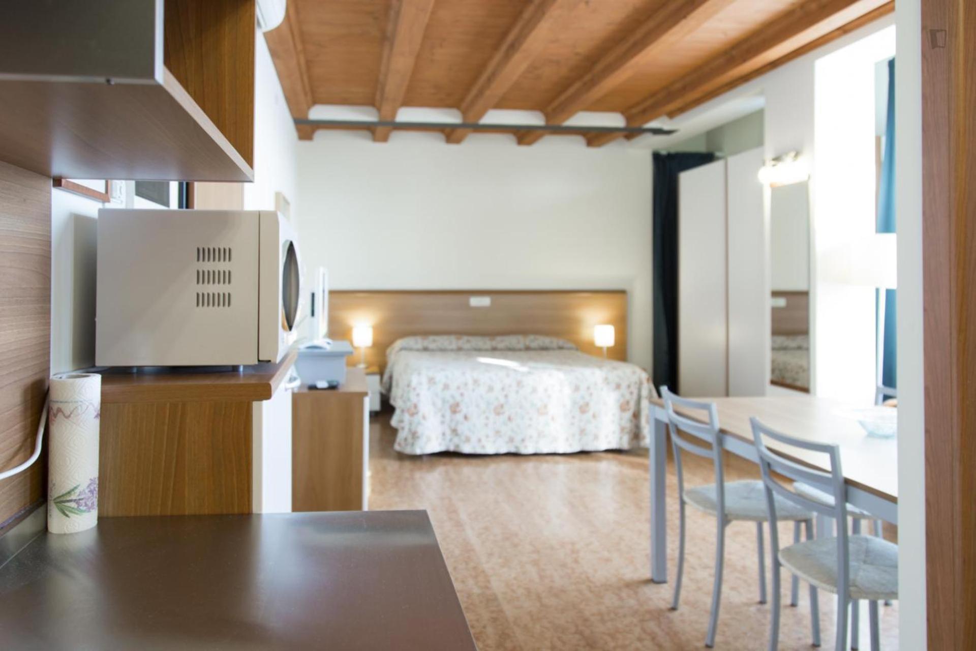 Residenza Carracci Aparthotel Bologna Eksteriør bilde