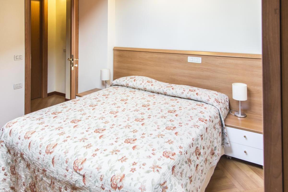 Residenza Carracci Aparthotel Bologna Eksteriør bilde