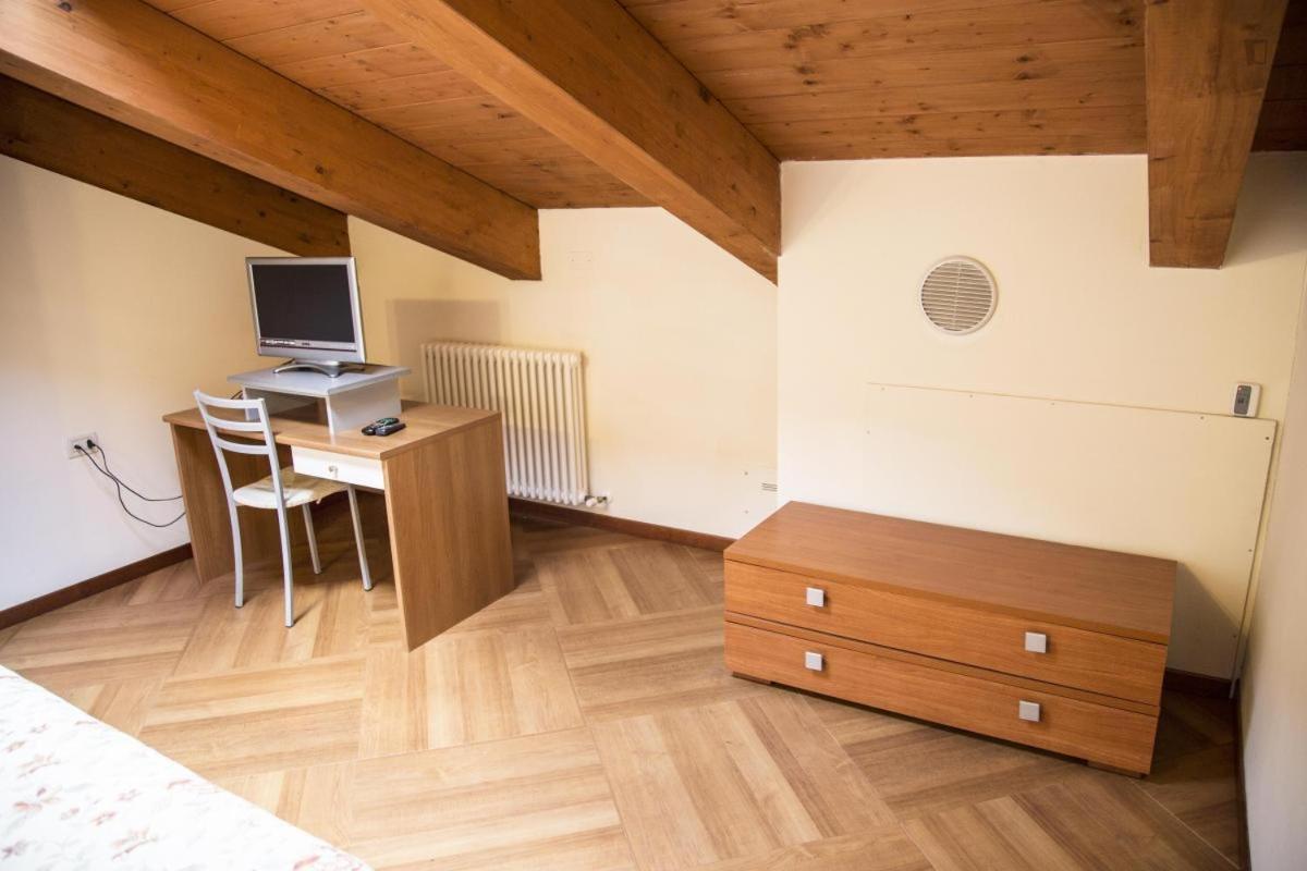 Residenza Carracci Aparthotel Bologna Eksteriør bilde